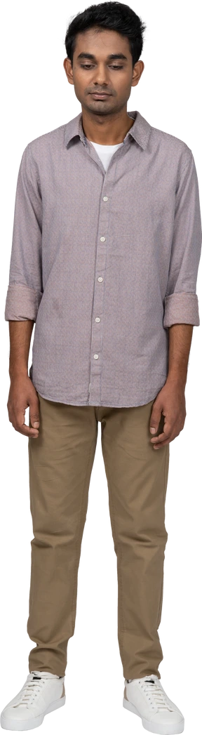 Man in casual clothes standing