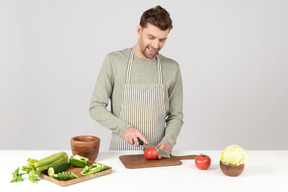 La comida básica de verduras es ideal para el almuerzo.