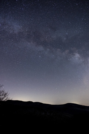 Vue des étoiles dans l'espace depuis la terre