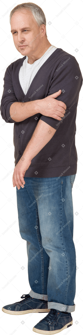 Man in casual clothes standing