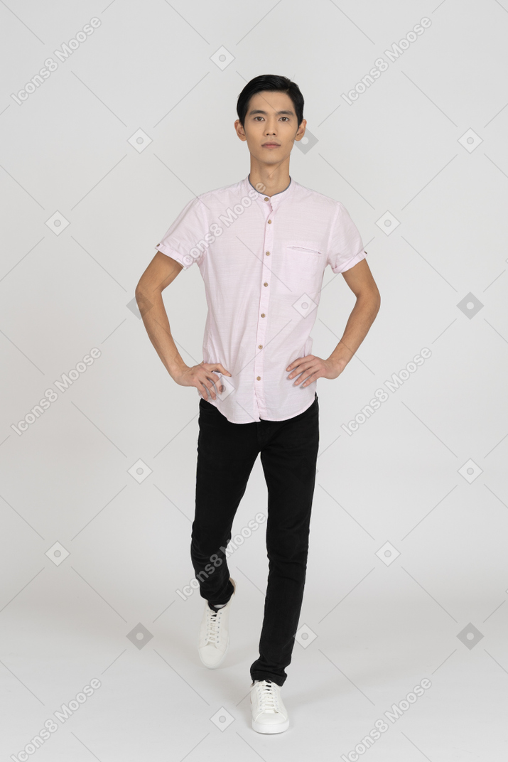 Man in casual clothes standing