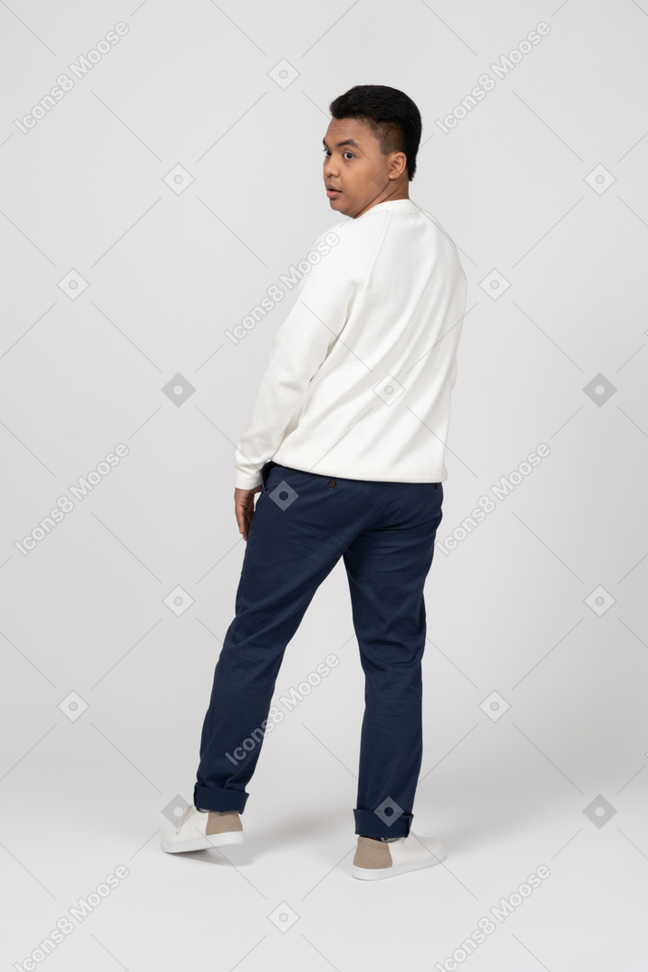 Man in casual clothes standing