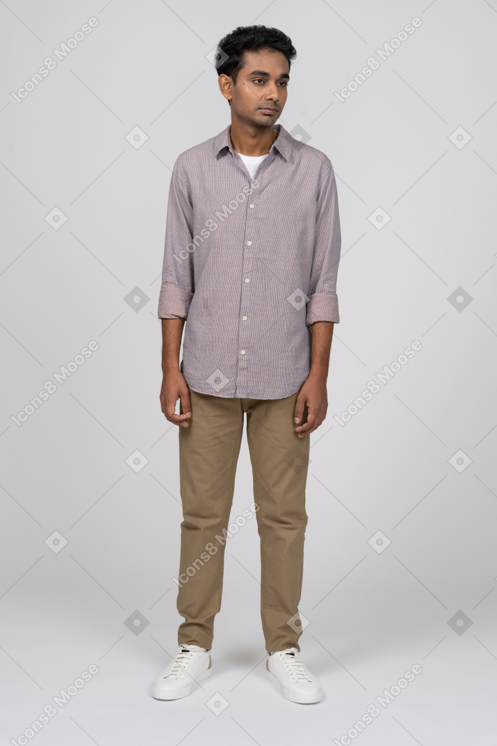 Man in casual clothes standing