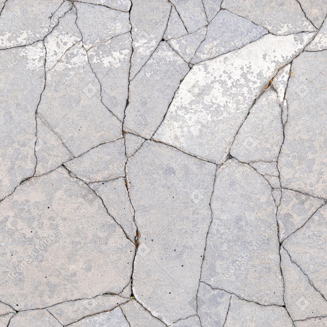 Alte gebrochene betonplatte