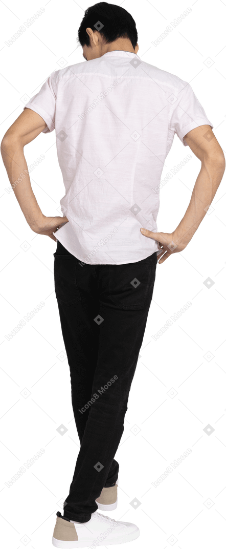 Man in casual clothes standing