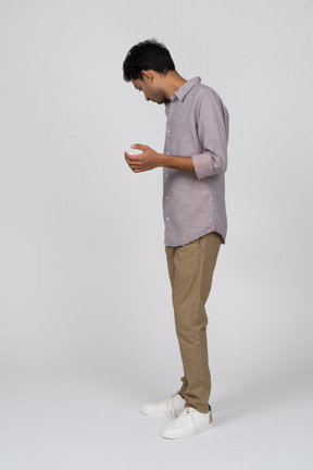 Man in casual clothes standing