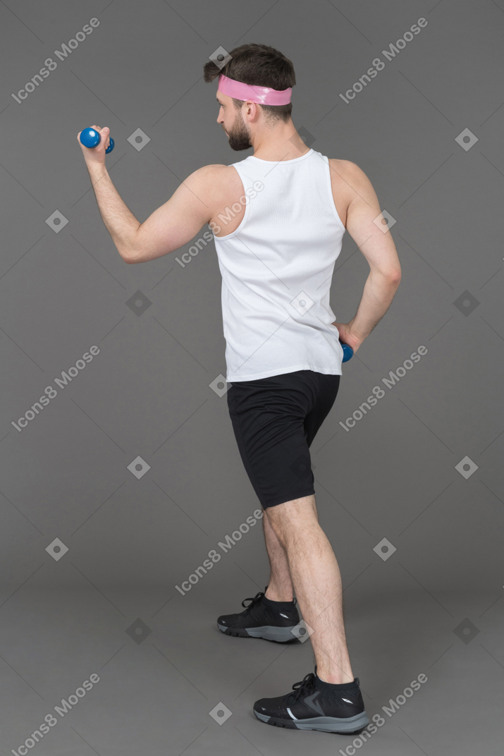 Man working out arm muscles