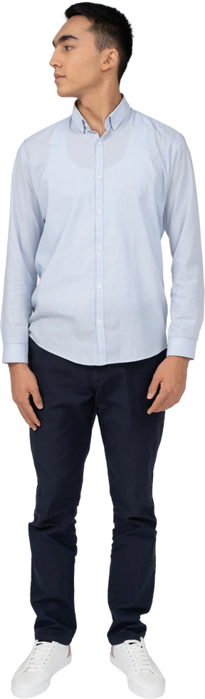 Man in casual clothes standing