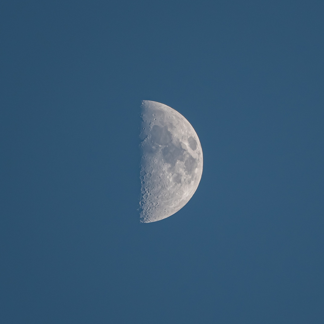 Lune dans l'espace