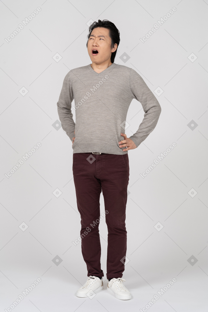 Man in casual clothes standing