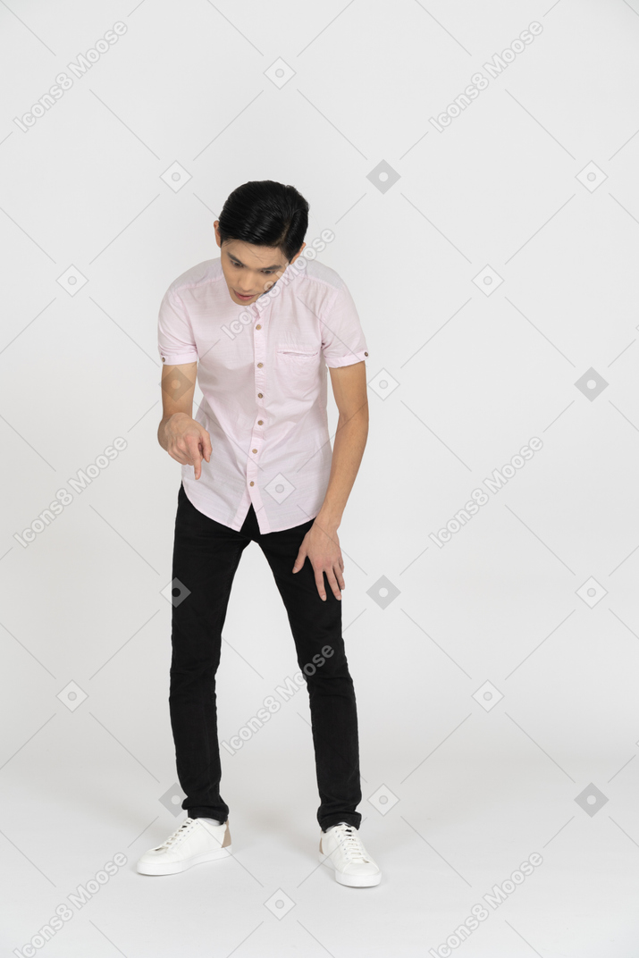 Man in casual clothes standing