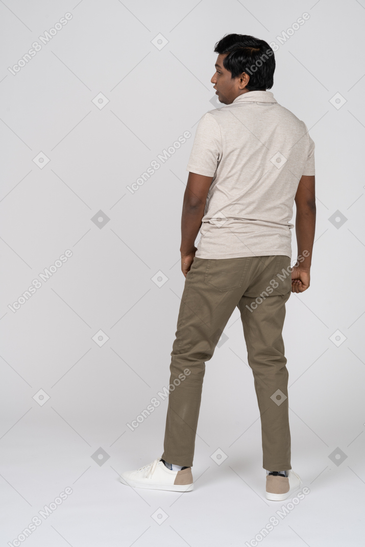 Man in casual clothes standing