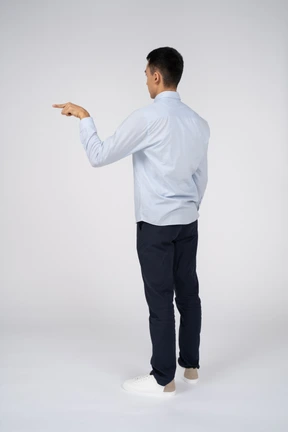 Man in casual clothes standing