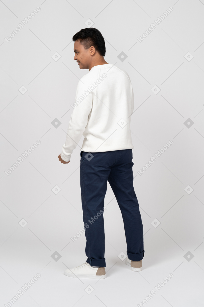 Man in casual clothes standing