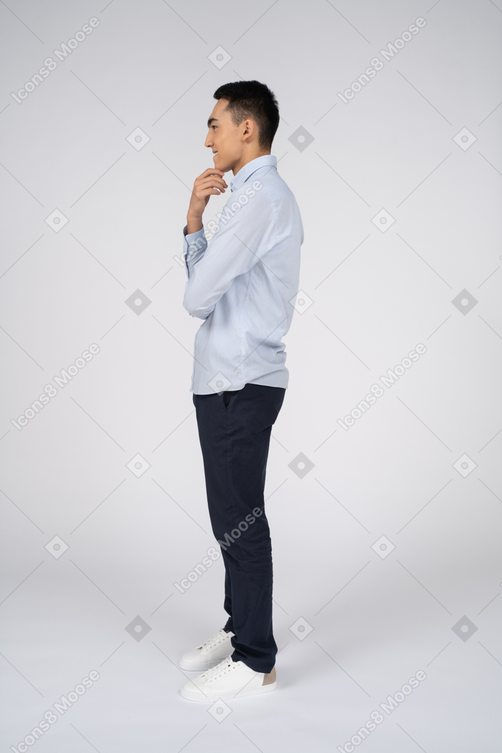 Man in casual clothes standing