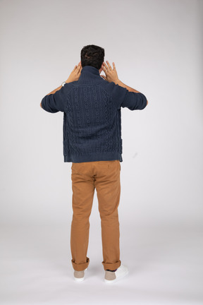 Man in casual clothes standing