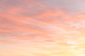 Cielo con nuvole rosa