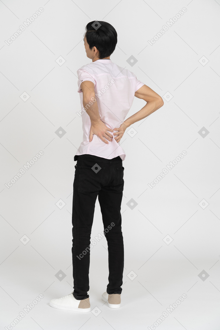 Man in casual clothes standing