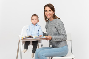 Ama los libros más que los juguetes