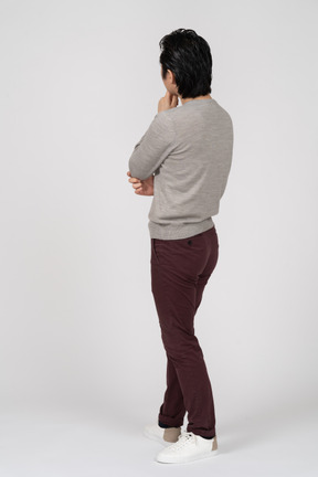 Man in casual clothes standing