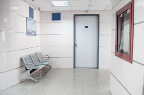 Sala d'aspetto ospedaliera