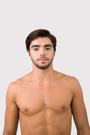 Como eu sem camisa?