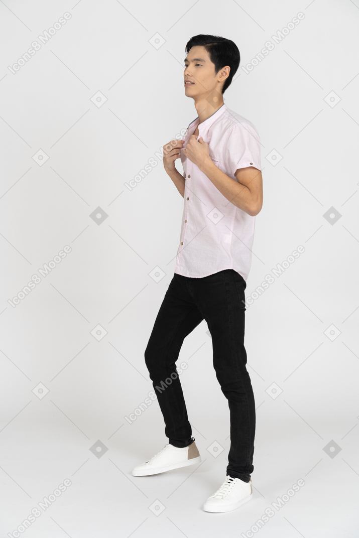 Man in casual clothes standing