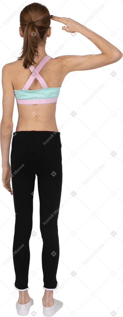 Vista traseira de uma adolescente em roupas esportivas saudando