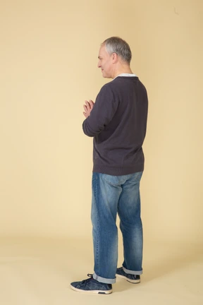 Man in casual clothes standing