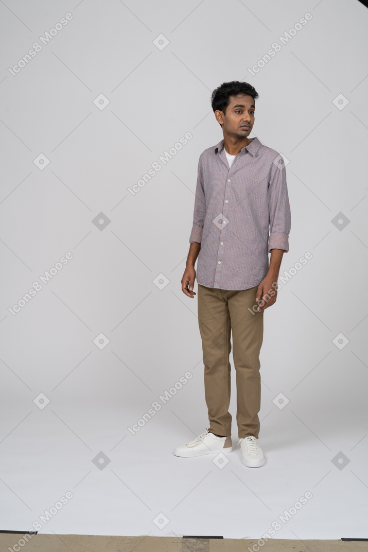 Man in casual clothes standing