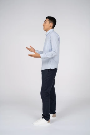 Man in casual clothes standing