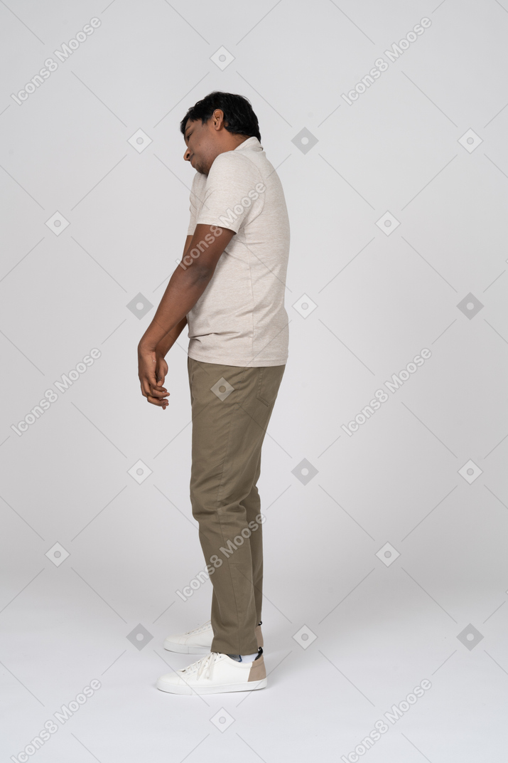 Man in casual clothes standing