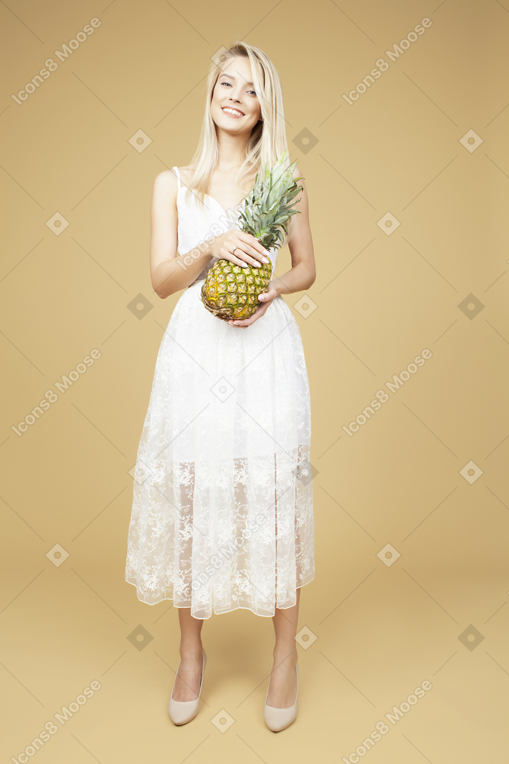 Dolce festa di nozze di ananas, eh?