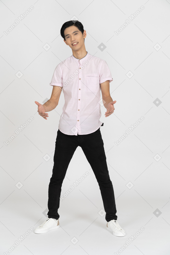 Man in casual clothes standing