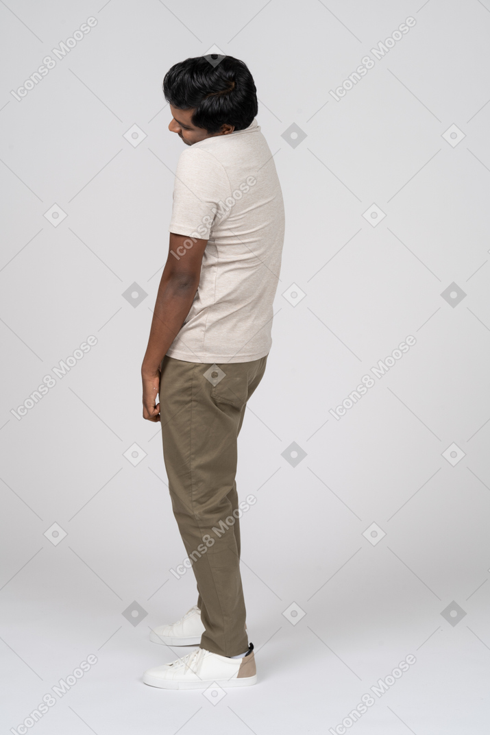 Man in casual clothes standing