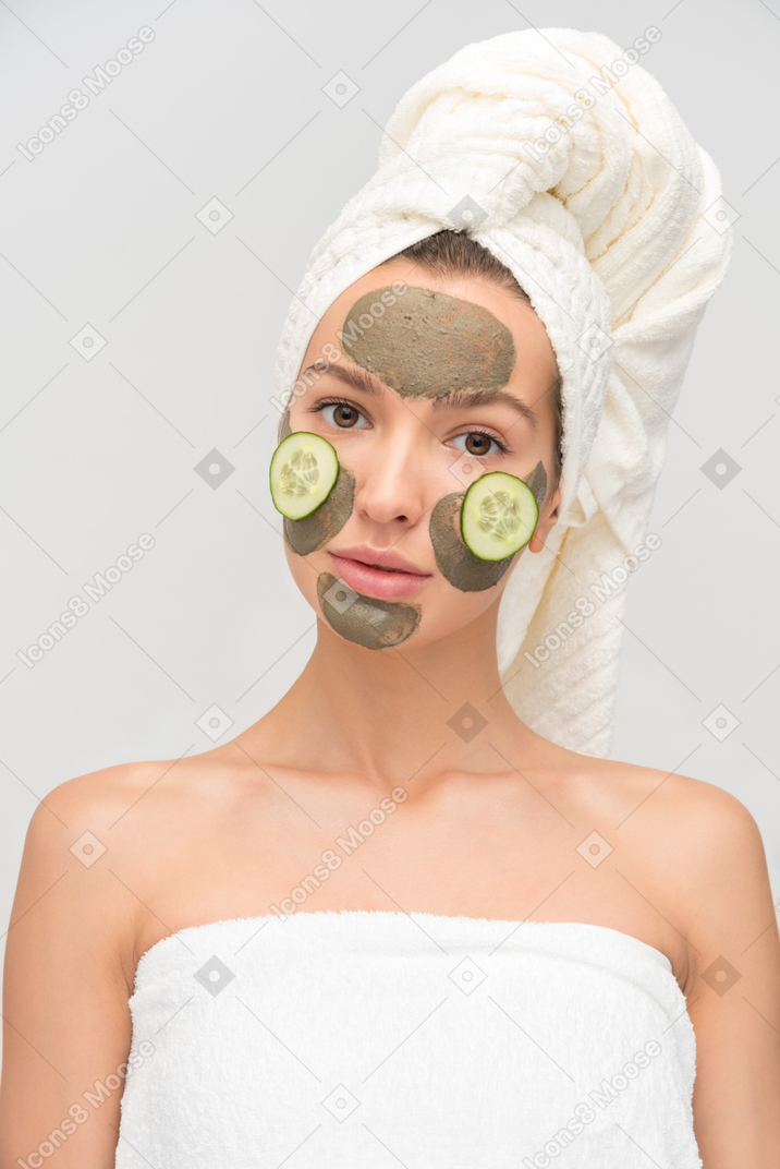 Cucucmber and clay mask must be quite a powerful combination