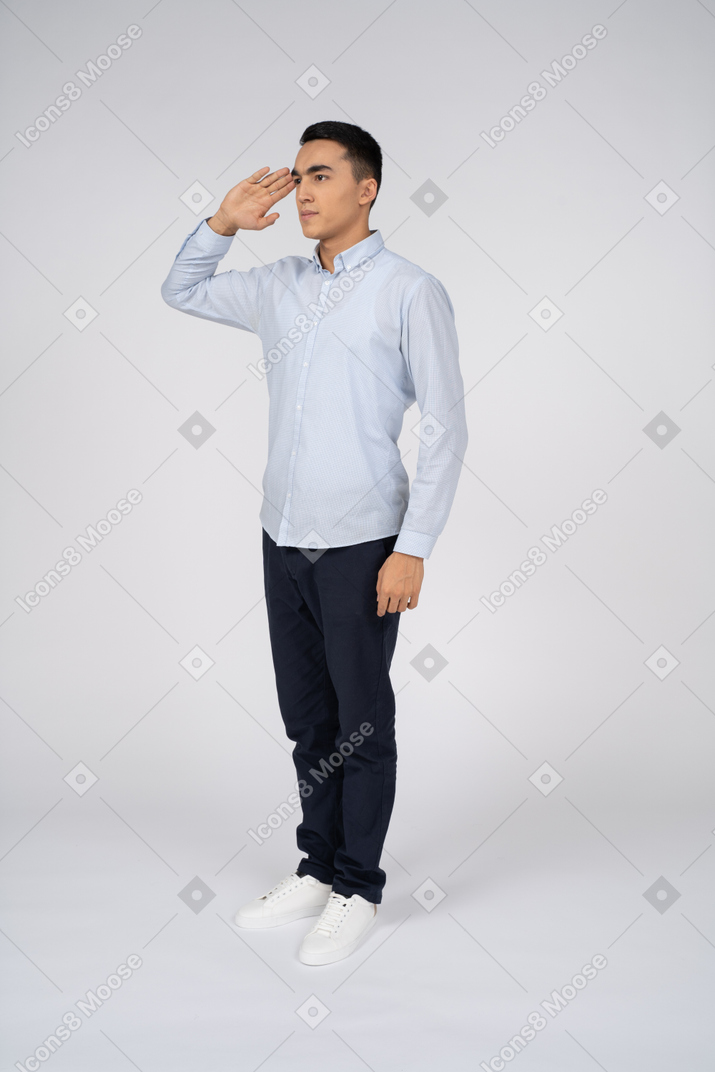 Man in casual clothes standing