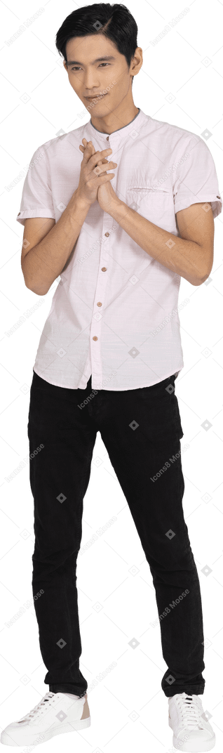 Uomo in abiti casual in piedi
