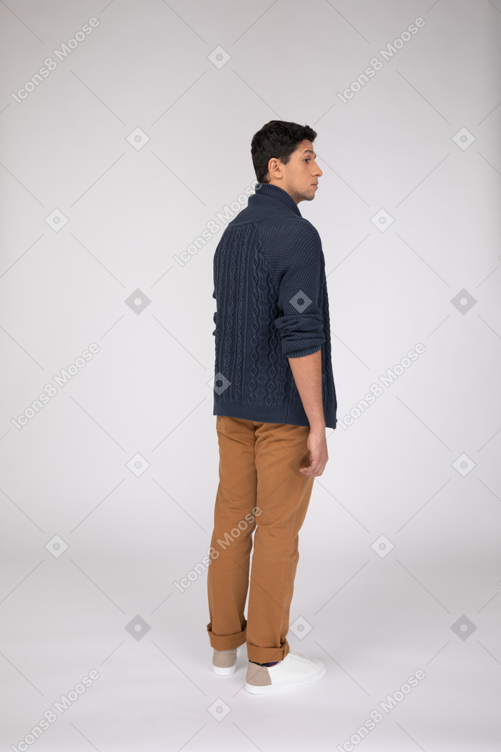 Man in casual clothes standing