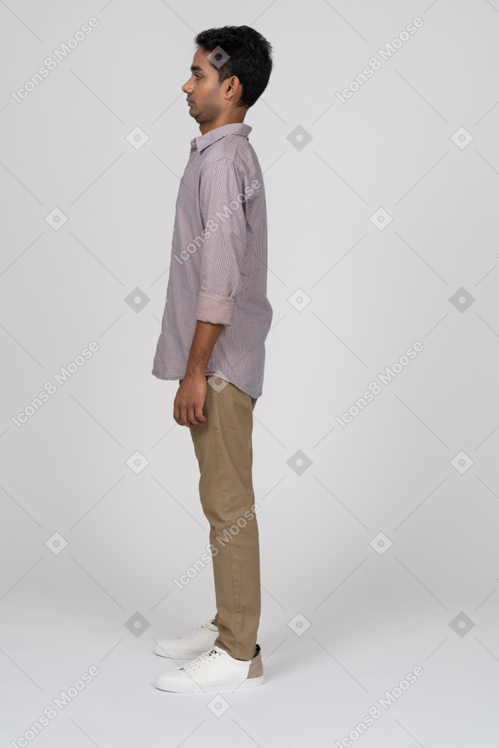 Man in casual clothes standing