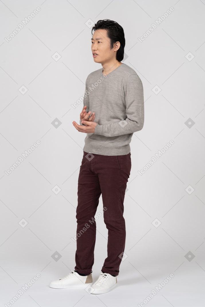 Man in casual clothes standing