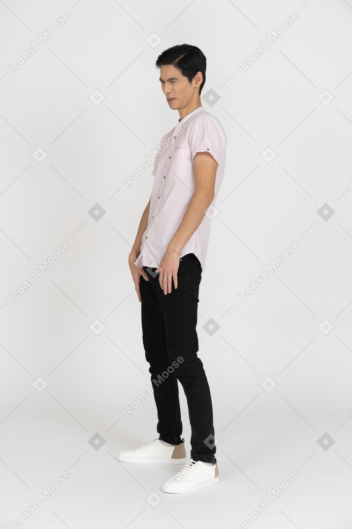 Man in casual clothes standing