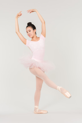 La práctica del ballet se trata de dominar la técnica