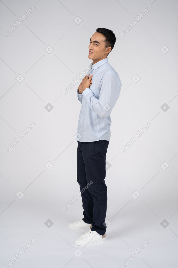 Man in casual clothes standing