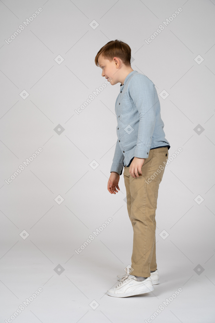 Side view of a boy in casual clothes