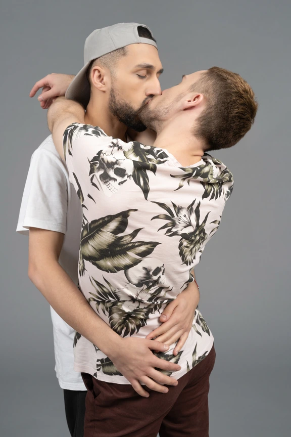 Зачем мужчины целуются в щёку? | ЮМОР ЖИЗНИ | Дзен