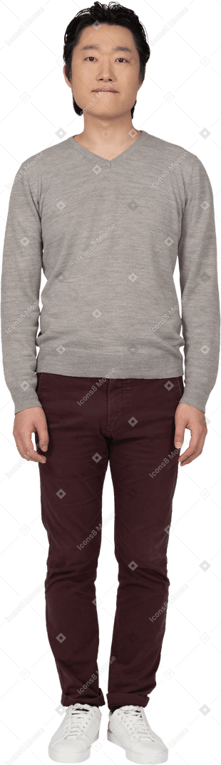 Man in casual clothes standing