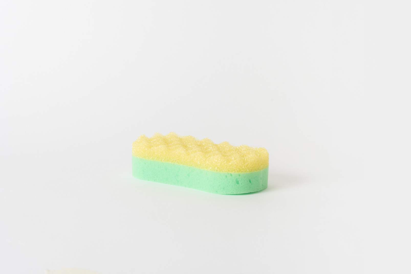 Dual-sided cleaning sponge
