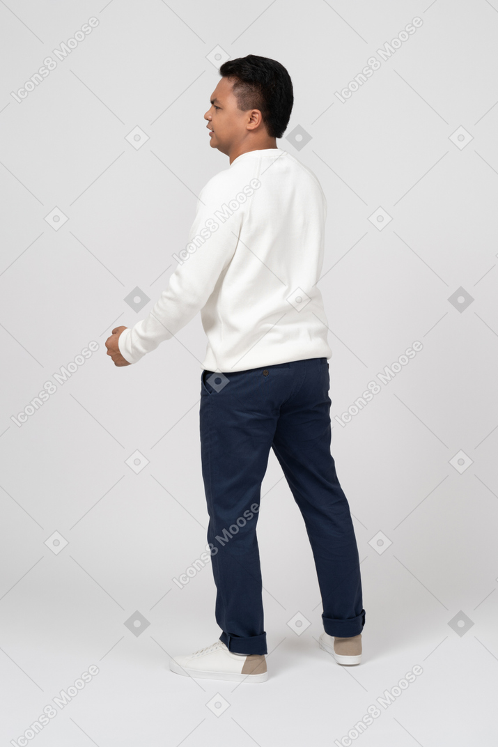 Man in casual clothes standing