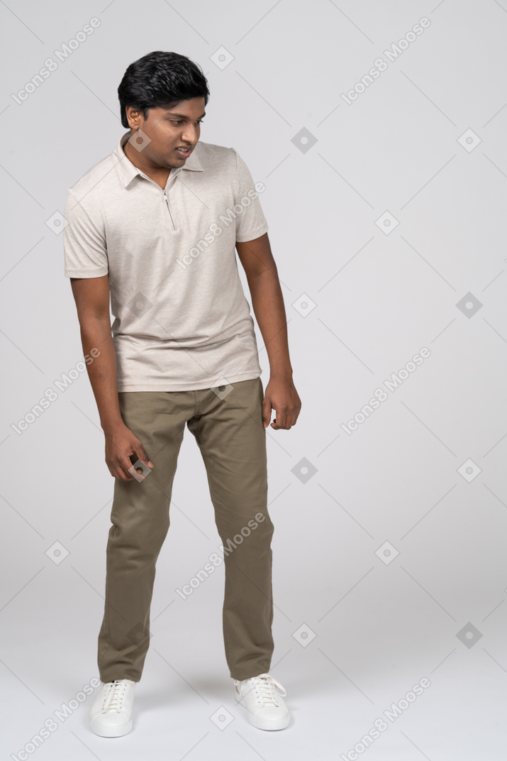 Man in casual clothes standing